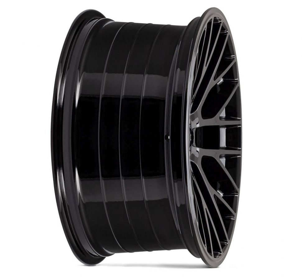 Ispiri<br>FFP2 - Corsa Black (20x9)