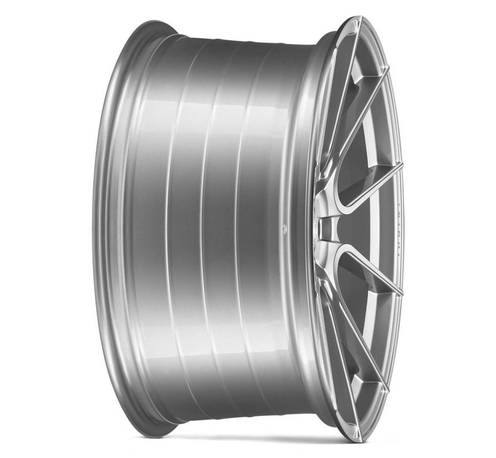 Ispiri<br>FFR6 - Pure Silver Brushed (19x10)
