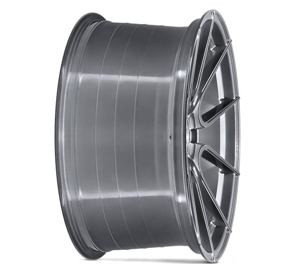 Ispiri<br>FFR6 - Full Brushed Carbon Titanium (21x10.5)