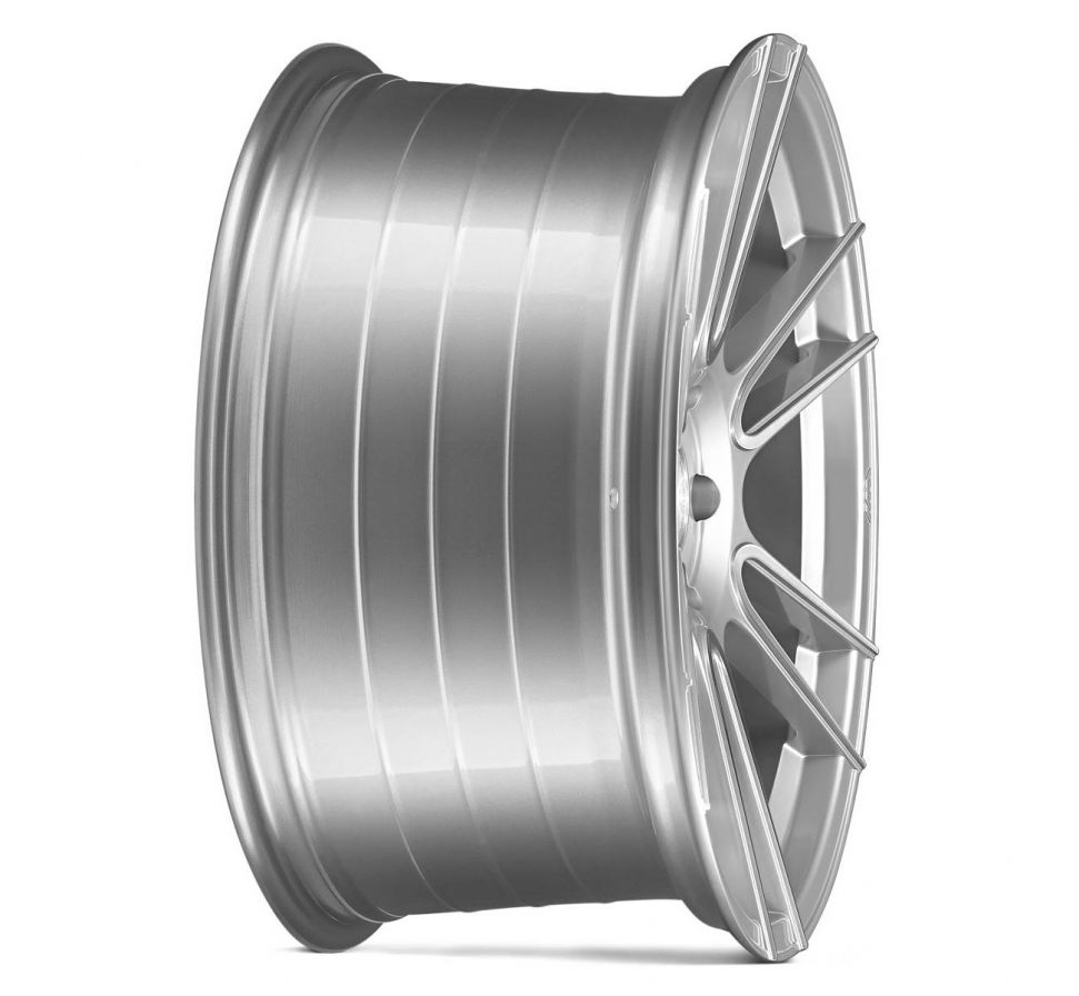 Ispiri<br>FFR7 - Pure Silver Brushed (20x9)